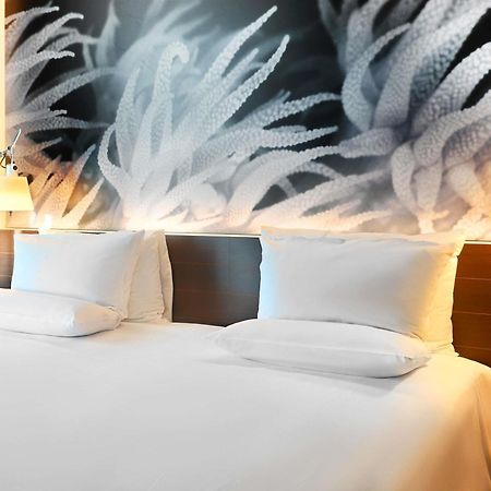 Novotel Barcelona City Esterno foto