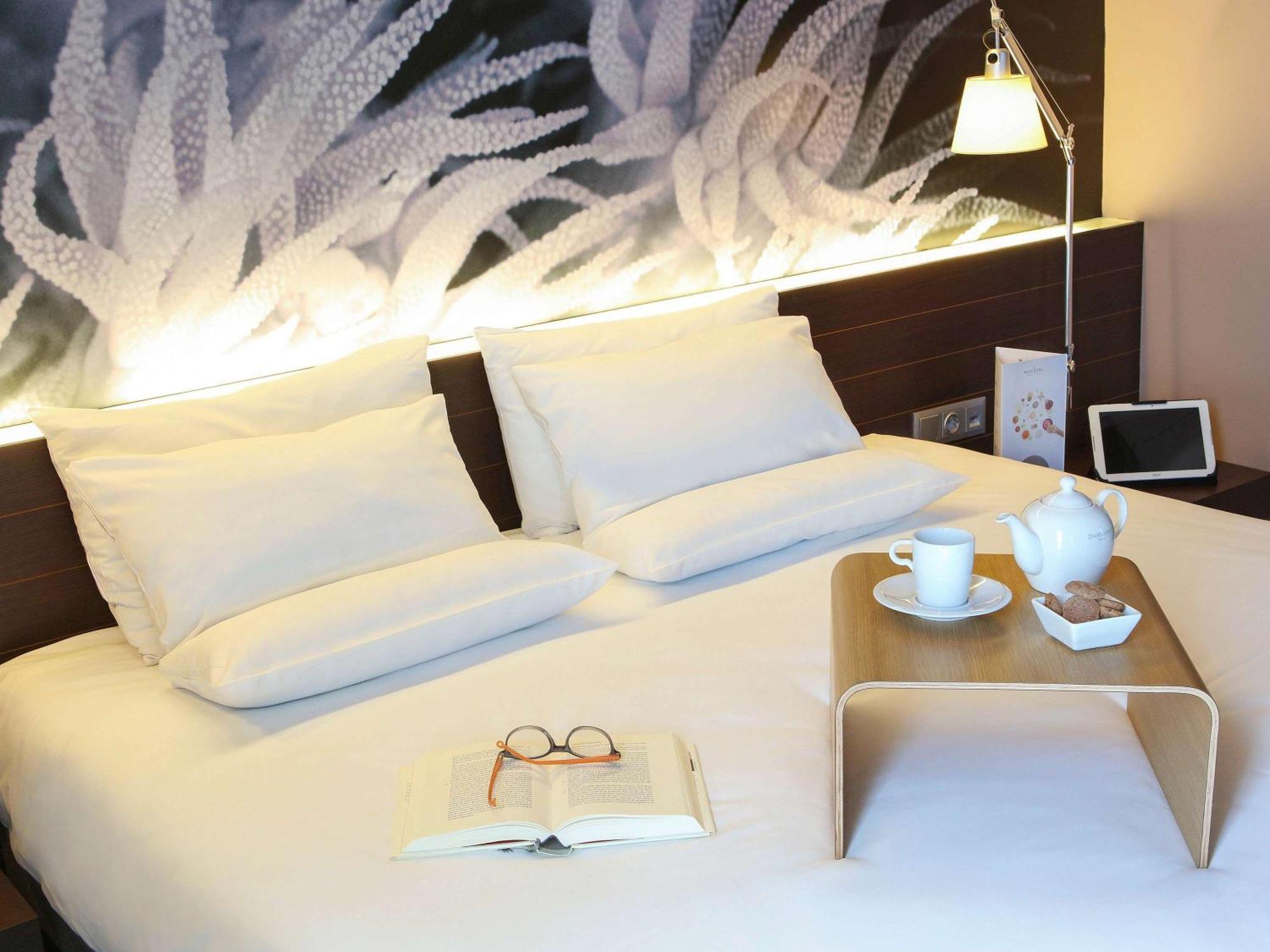Novotel Barcelona City Esterno foto