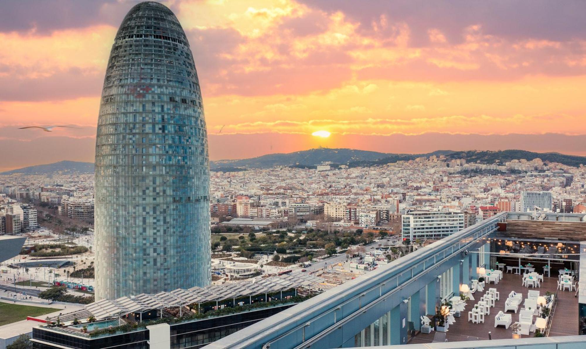 Novotel Barcelona City Esterno foto