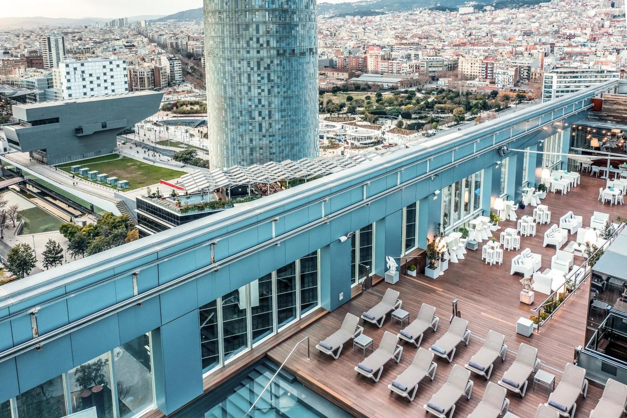 Novotel Barcelona City Esterno foto
