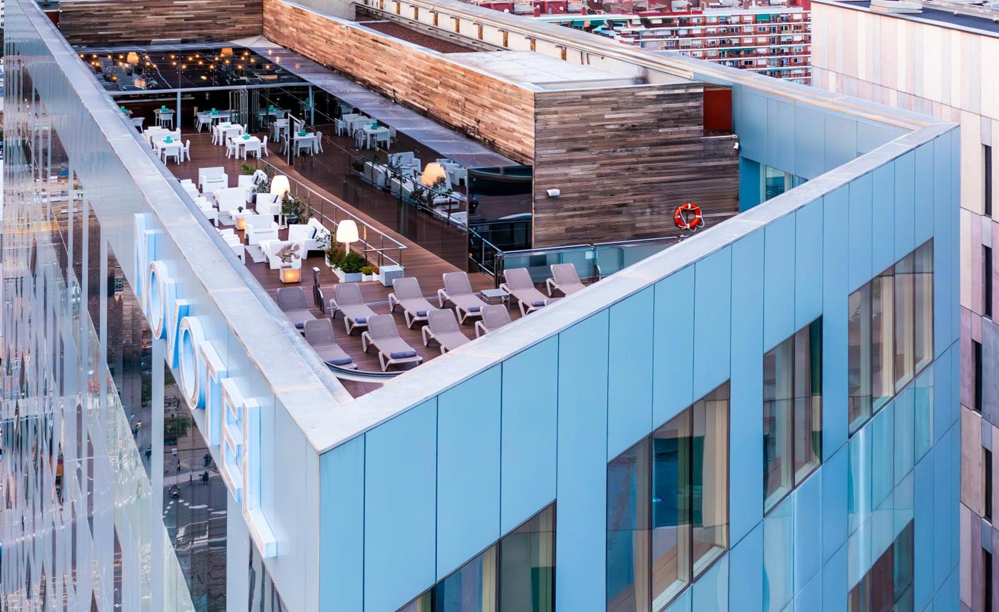 Novotel Barcelona City Esterno foto