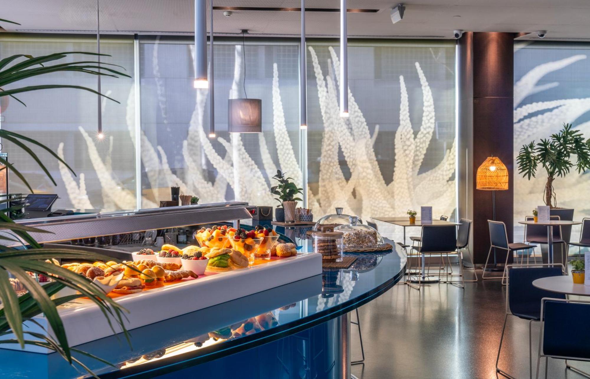Novotel Barcelona City Esterno foto
