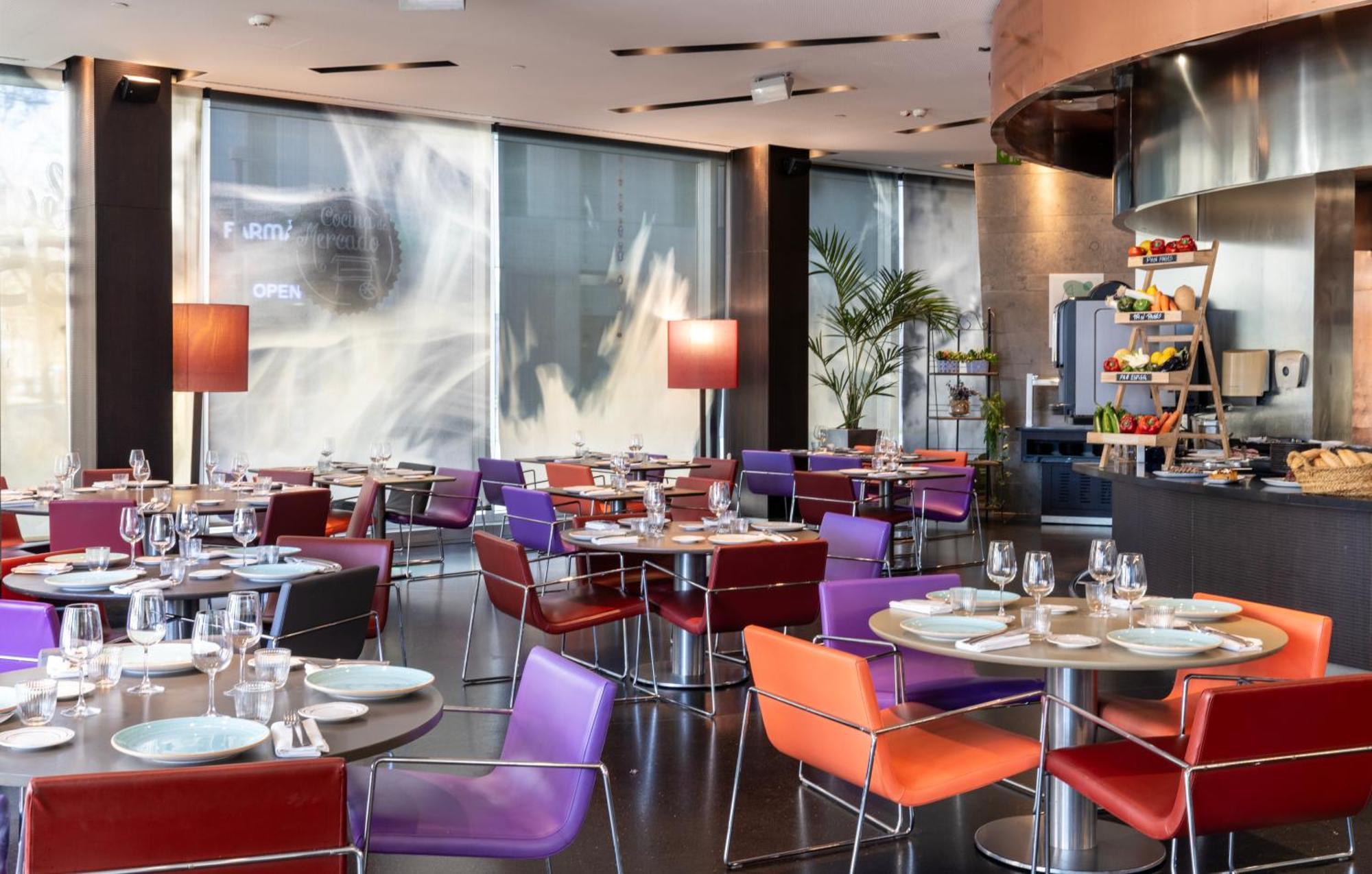 Novotel Barcelona City Esterno foto