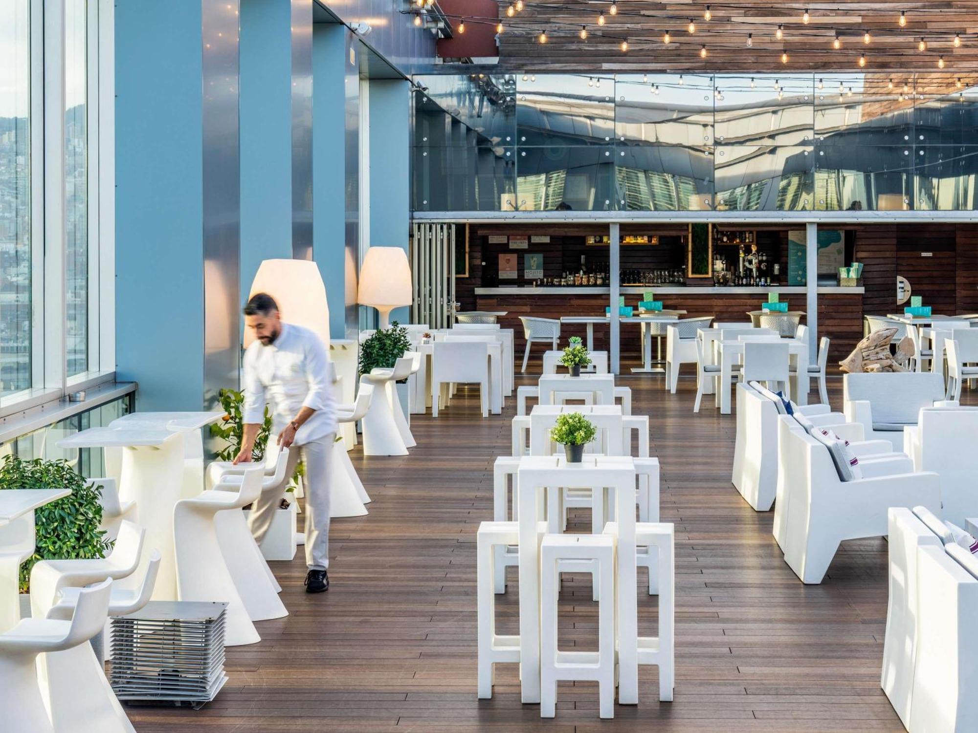 Novotel Barcelona City Esterno foto