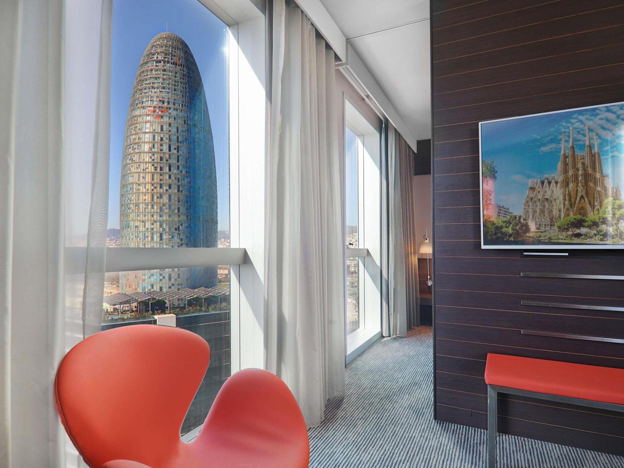 Novotel Barcelona City Esterno foto